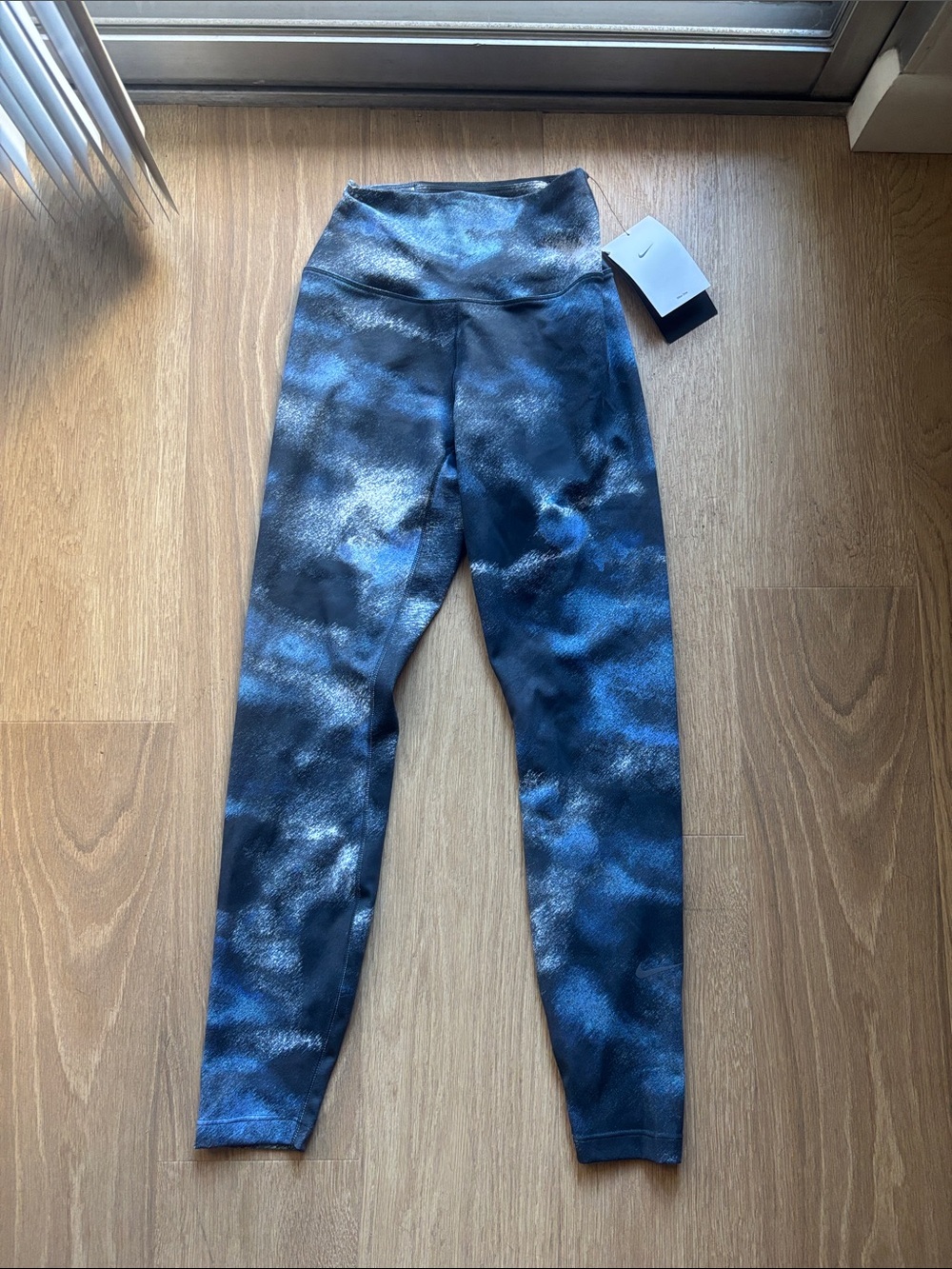 Nike One Dri-FIT High Waist 7/8 Leggings Navy and Black Cloud Print